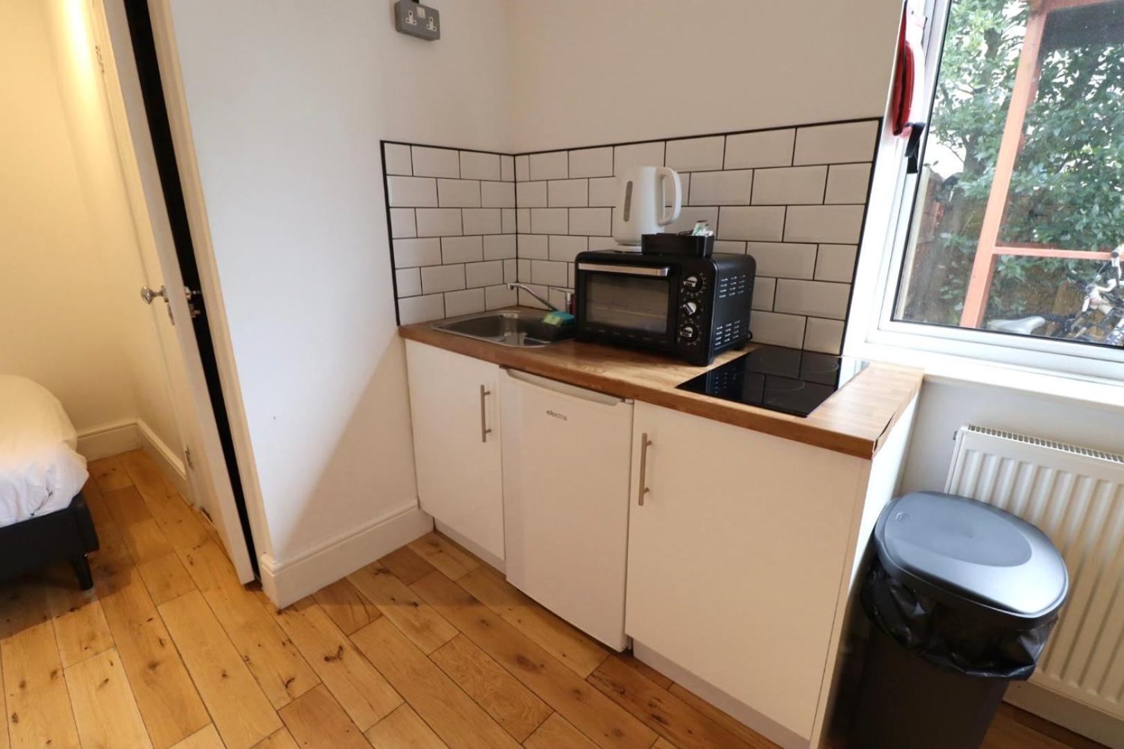 Flat 4, 10 St John'S Apartment Bournemouth Exterior foto
